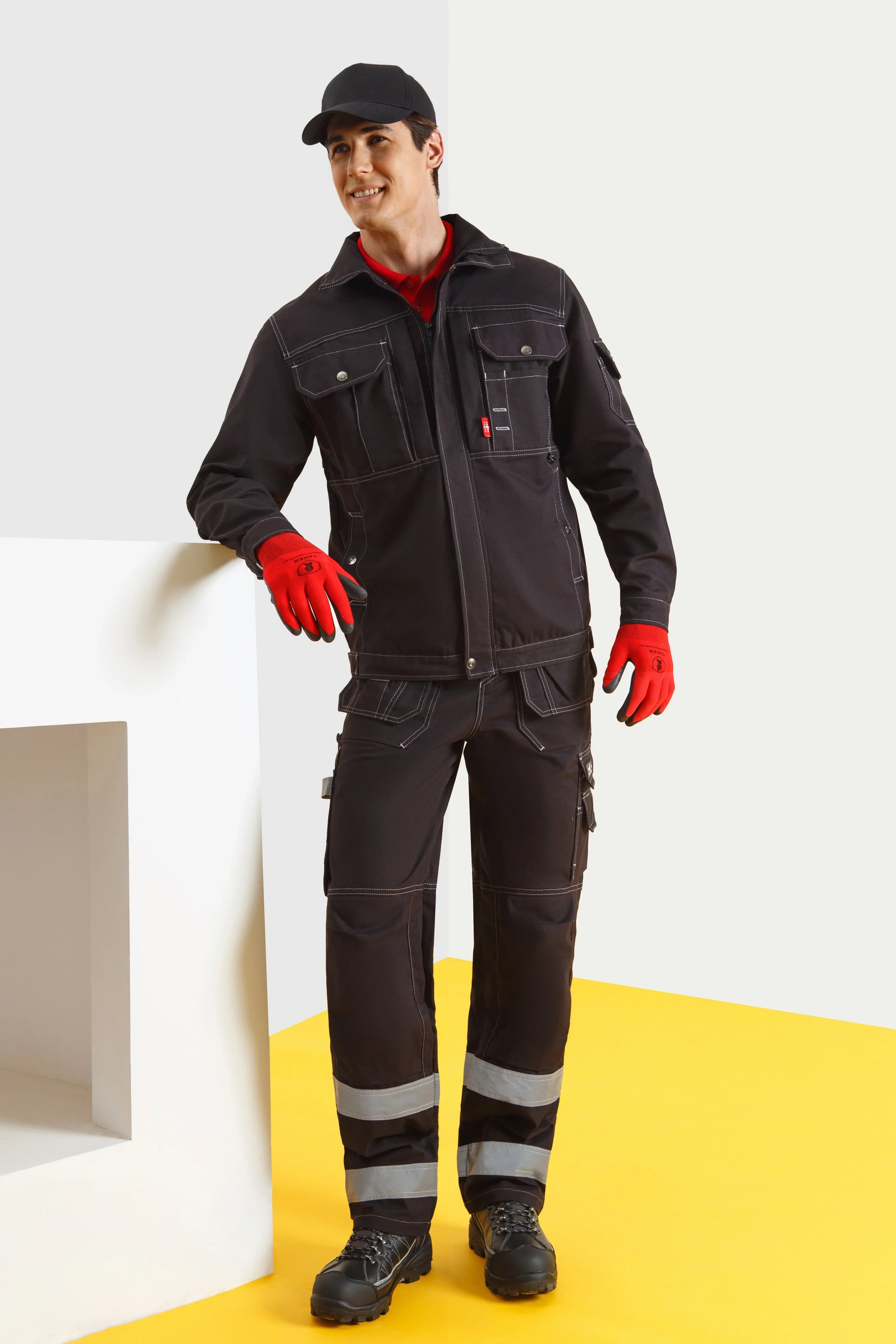 YURINOX PANTS (TROUSERS) UNION SPACE