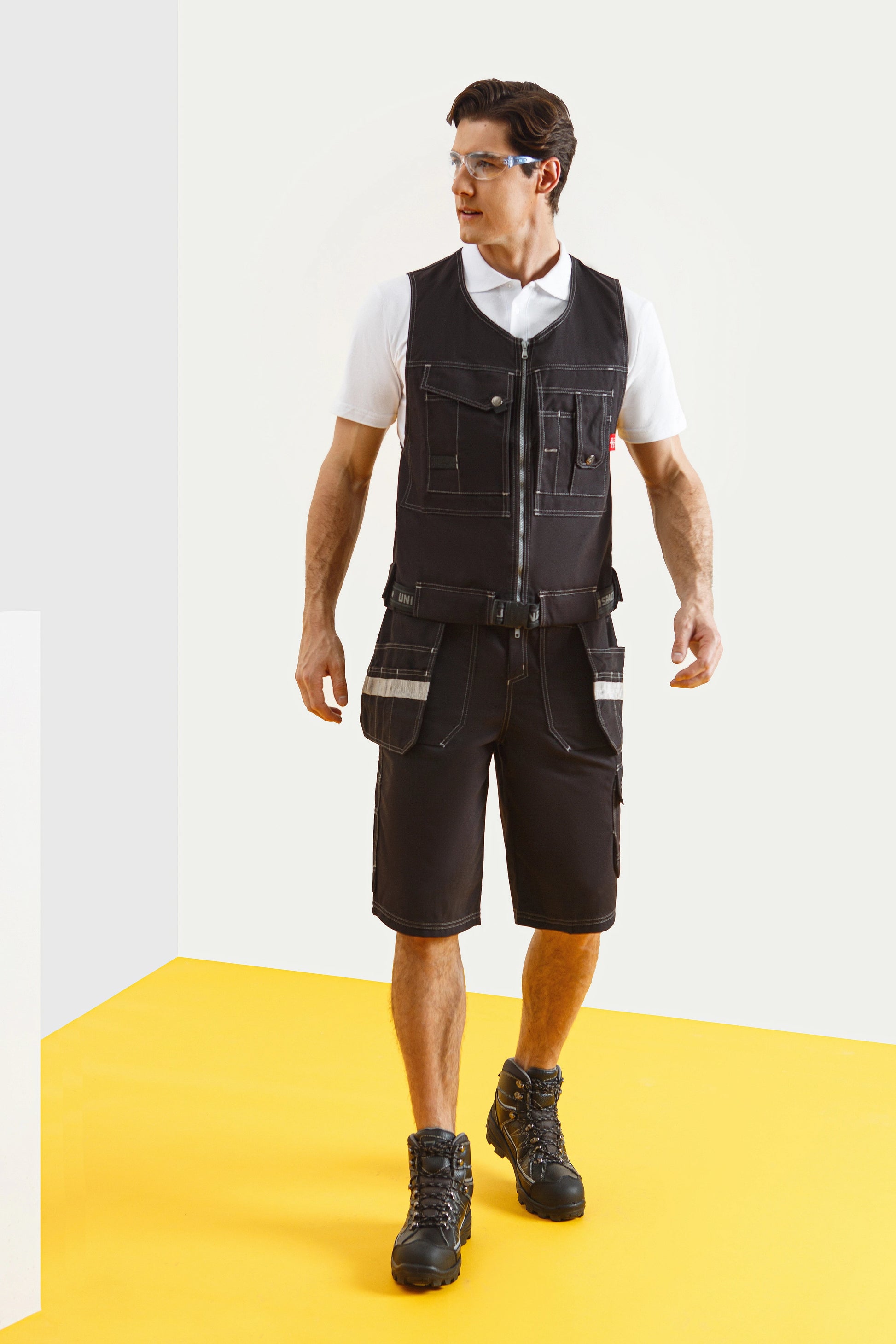 YURINOX SHORTS UNION SPACE
